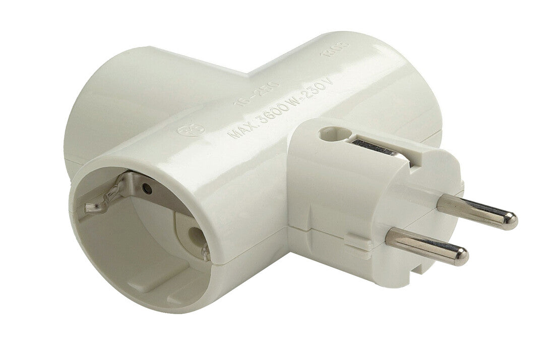 1303 CLAVIJA TRIPLE TTL 16A FAMATEL
