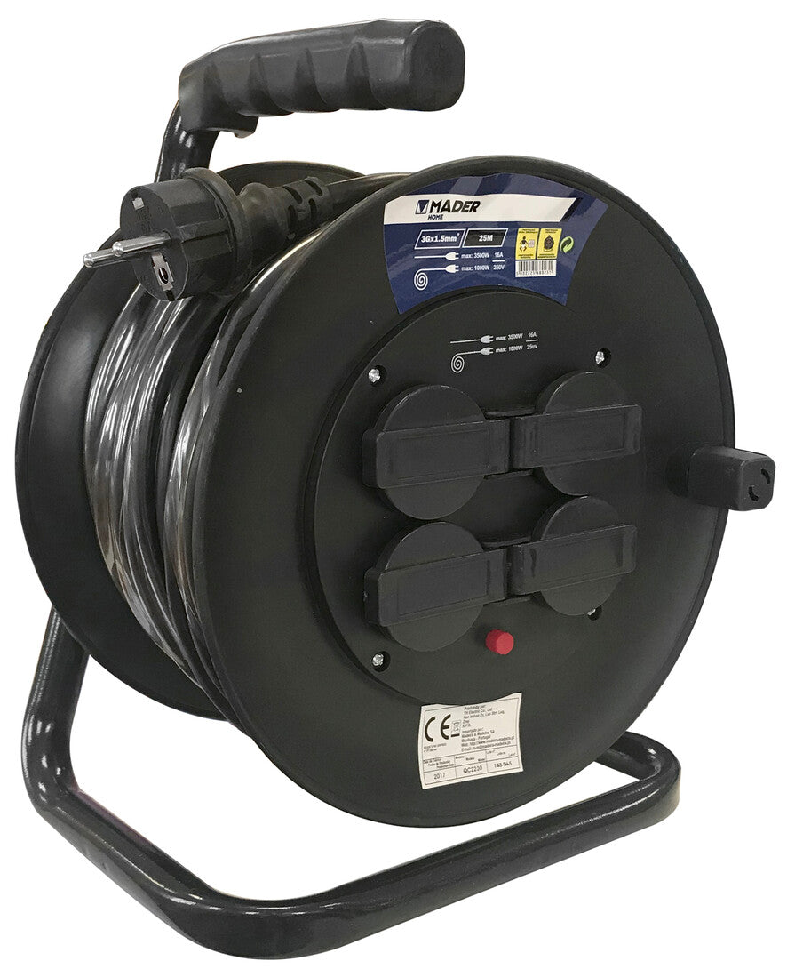 68024 50m EXTENSIBLE ENROLLACABLES 4T C/TAPAS 3x1,5mm 3600W