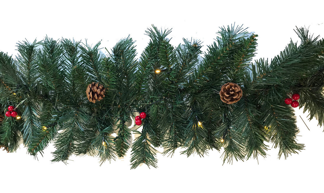 00524 LED CHRISTMAS BOA WITH PINE CONES AND BALLS 180cm