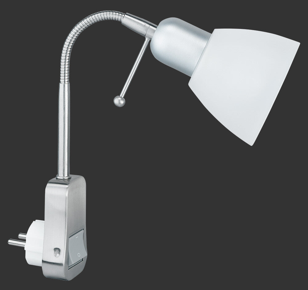 8911211-07 FLEXO CON CLAVIJA LIGARA E14 TRIO