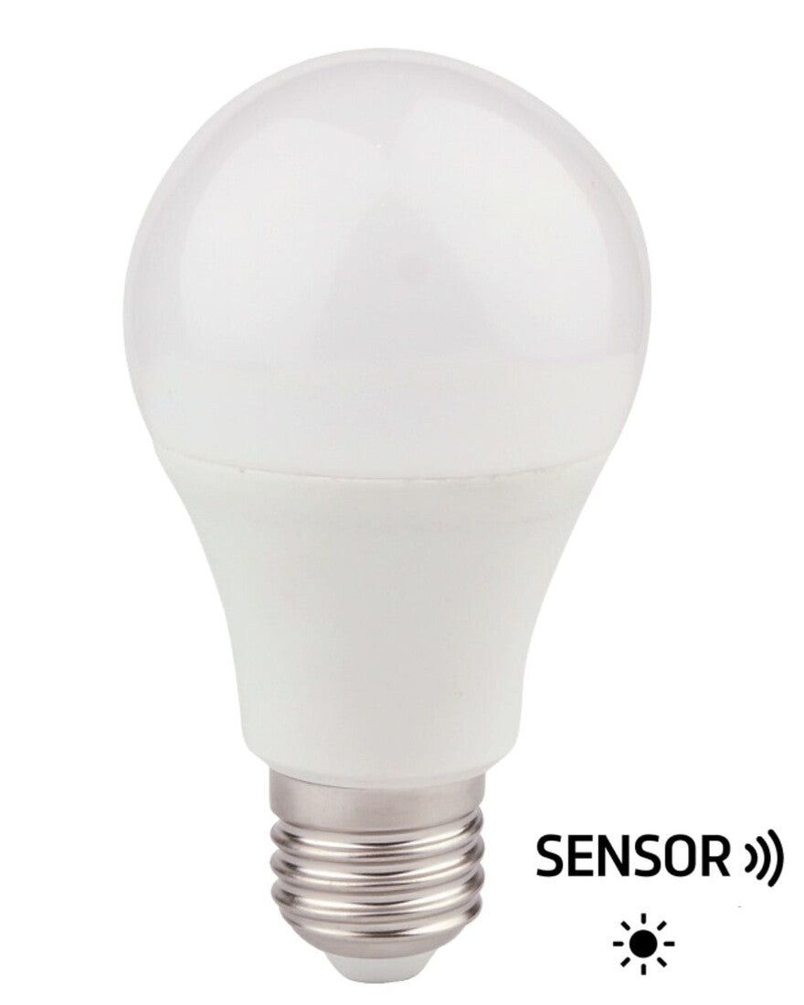 120849 LED-STANDARDLAMPE DÄMMERUNGSSENSOR 9W E27 6000K B&B