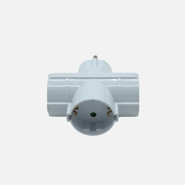 Eco Adaptador 3tomas Retract.mod4 2p+e 16a 230v Blanco  Ptotecc. Infantil 4x8,5x10cm