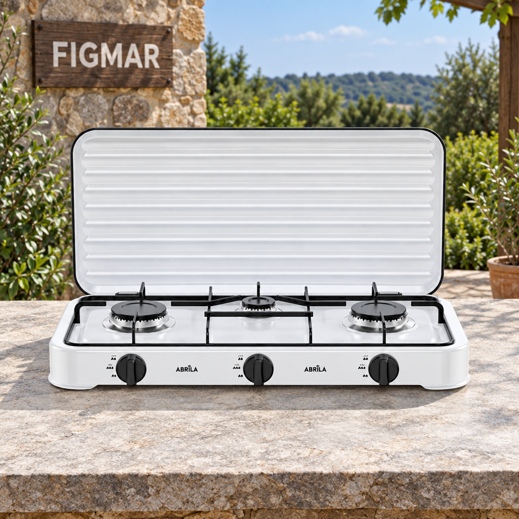Detalle de los tres quemadores de la cocina Foster con Figmar en el fondo