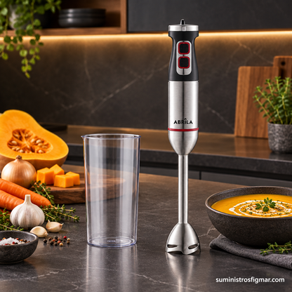 Batidora de mano Chad negra y níquel de 1300 W con vaso mezclador en una cocina moderna, imagen de Suministros Figmar