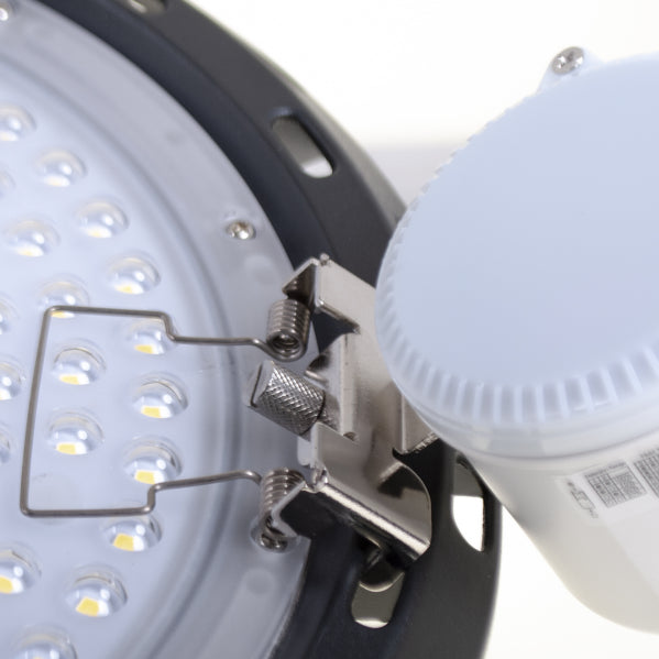 Sensor Mov. Y Crepuscular Microondas C/Regulador  Move Vii St59a01IP65 4-10m 360º 6x7x7 Cm
